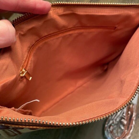 New Clutch or Crossbody - Picture 3 of 7